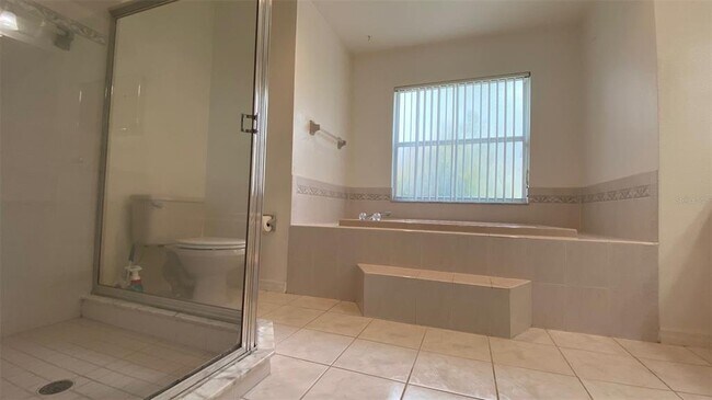 Building Photo - 13810 Pimberton Dr