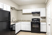 Interior Photo - Stonleigh