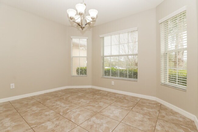 Building Photo - 18339 Briar Oaks Dr