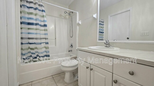 Building Photo - 342 NE 17th St