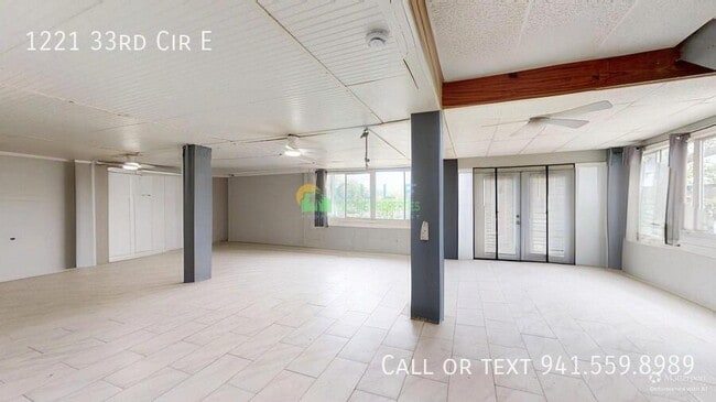 Building Photo - 1221 33rd Cir E
