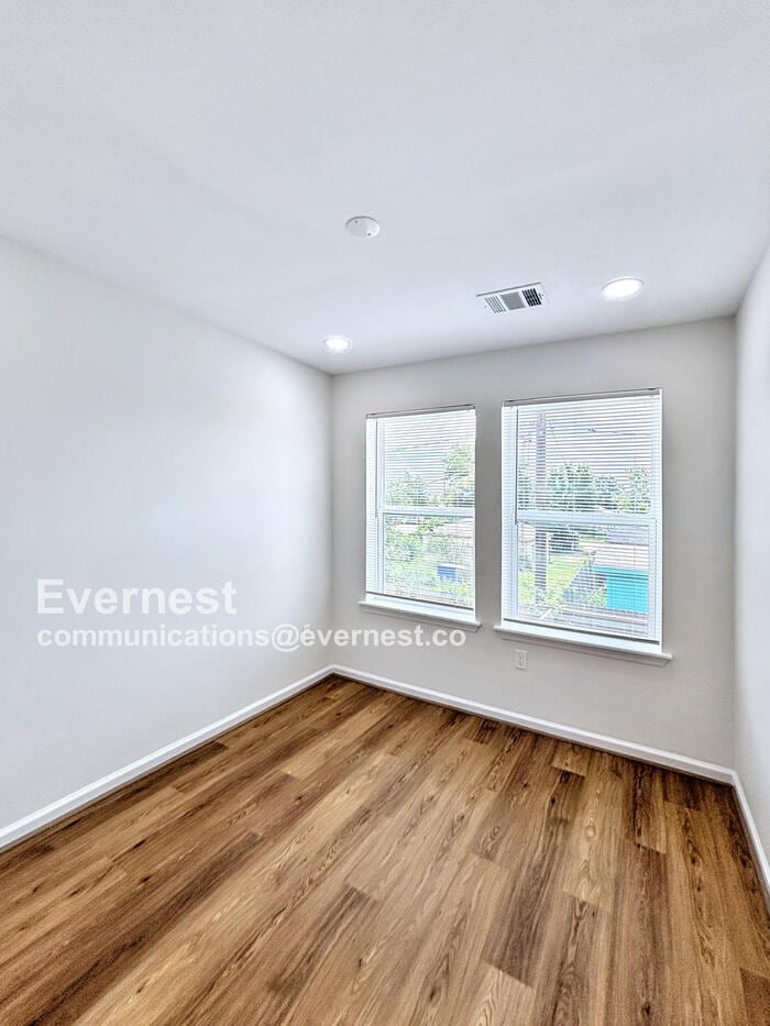 Building Photo - 9913 Porto Rico Rd