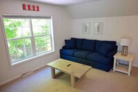 Building Photo - 184 Ruggles Rd