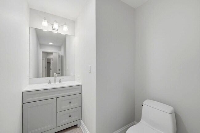 Building Photo - 2181 2nd St