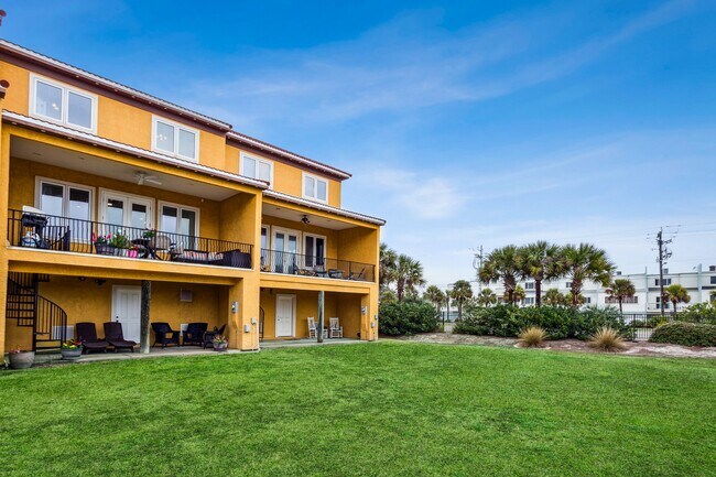 Building Photo - 1500 Via De Luna Dr