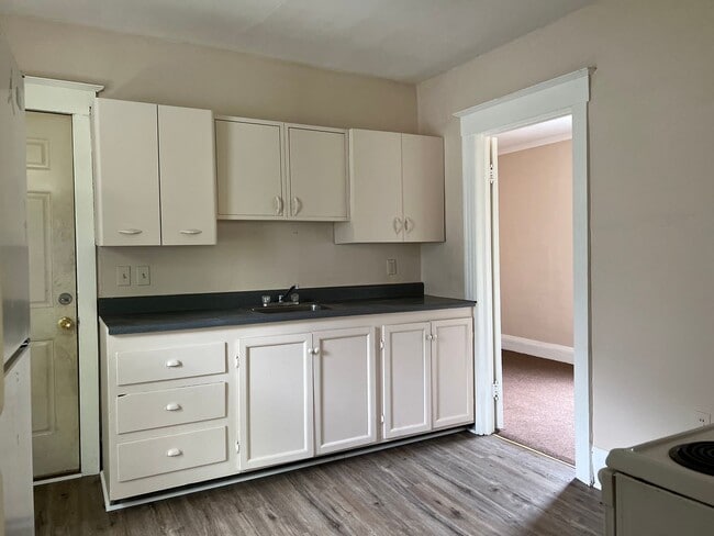 Building Photo - 64-66 Lincoln Ave