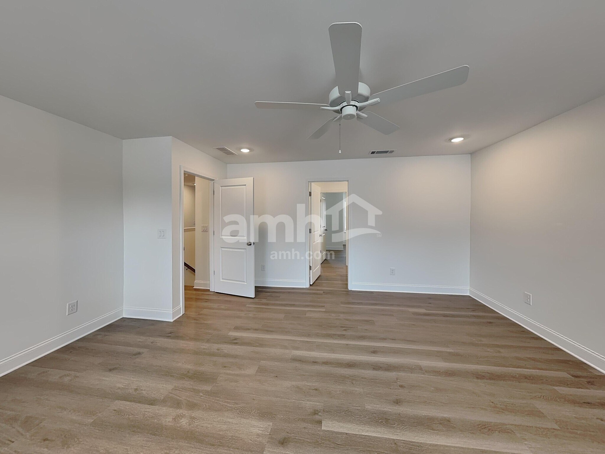 Building Photo - 347 Hickory Pointe Rd