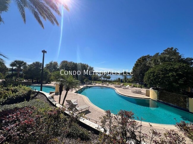 Building Photo - 1175 Lake Shadow Cir