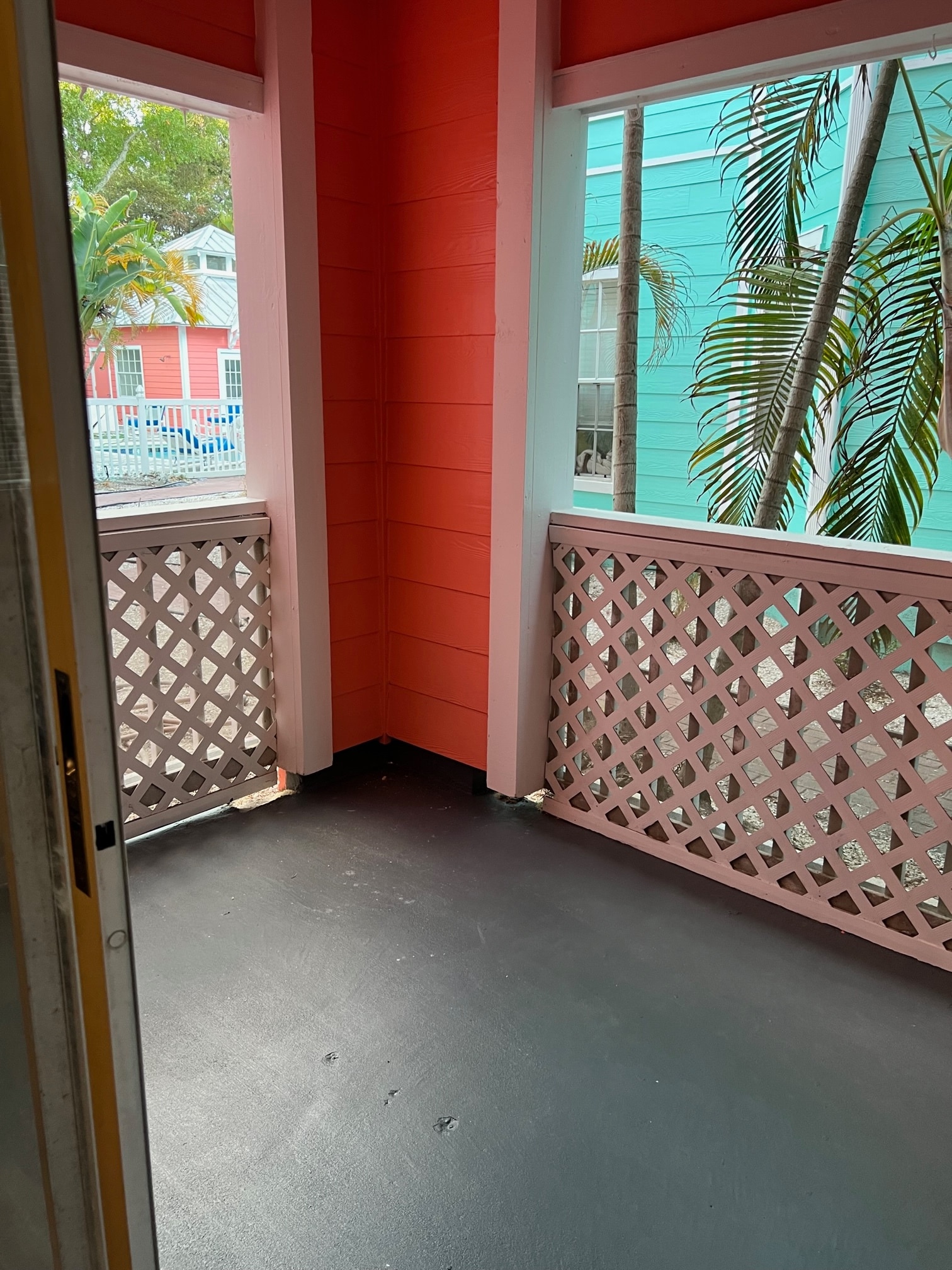 Porch - 3002 W Cleveland St