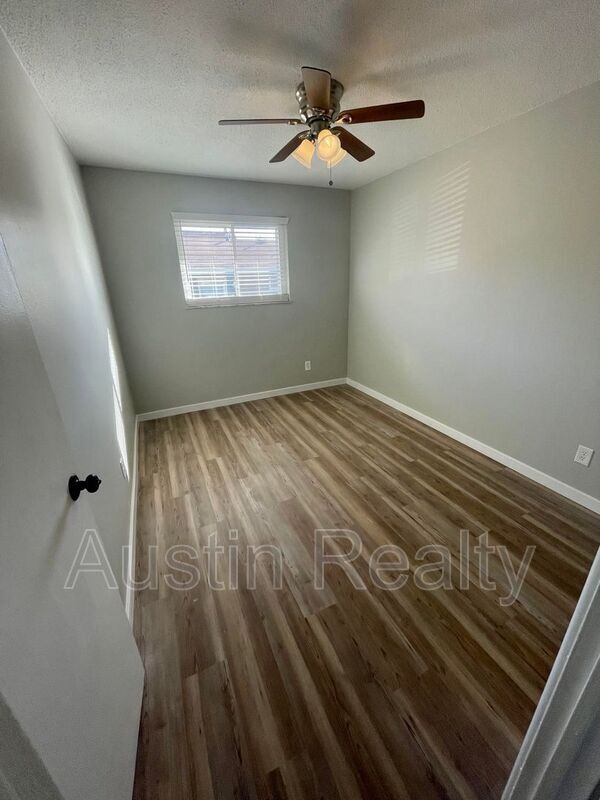 Building Photo - 4160 Folsom Ave
