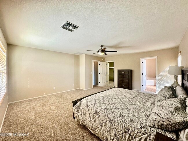 Building Photo - 13696 E Shadow Pines Ln