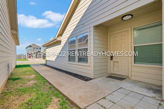 Building Photo - 1508 Pine Ln