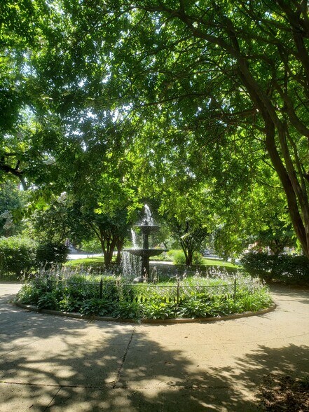 Eutaw Place Median Park fountain - 1323 Eutaw Pl