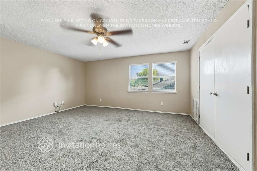 Building Photo - 8713 Wood Glen Dr