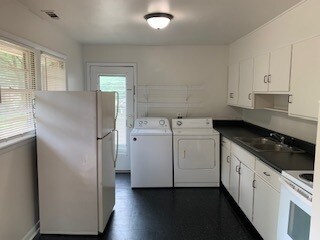 Building Photo - 597 Highland Ave