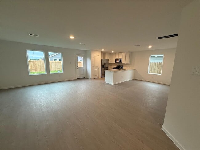 Building Photo - 12064 Noble Wood Vlg Dr