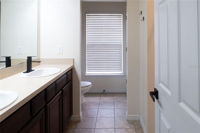 Building Photo - 6706 Eagle Feather Dr