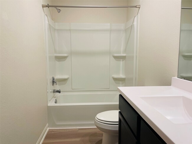 Building Photo - 11042 Hillside Creek Dr