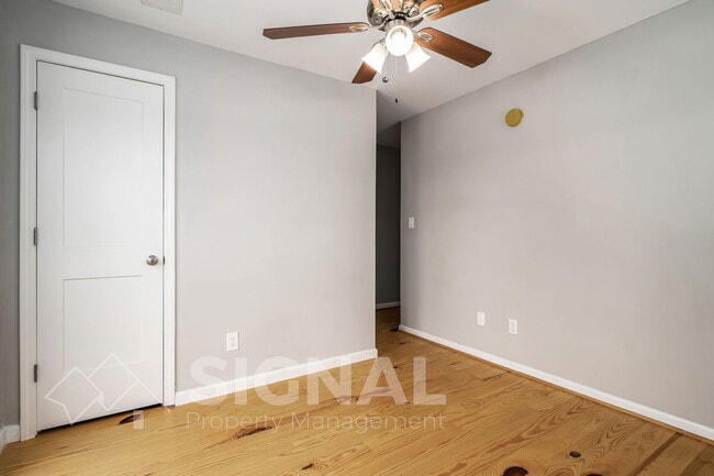 Building Photo - 4111 4th Ave S