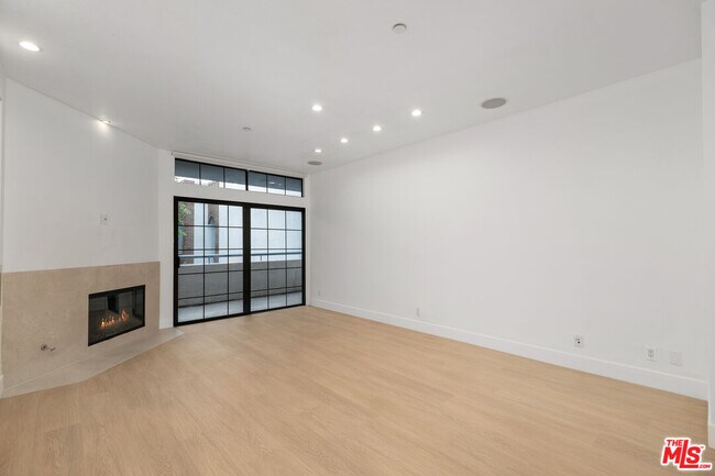 Building Photo - 200 N Swall Dr