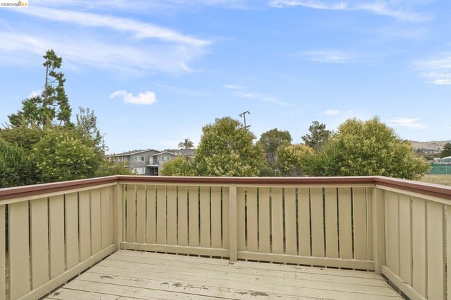Building Photo - 981 Cheryl Ann Cir