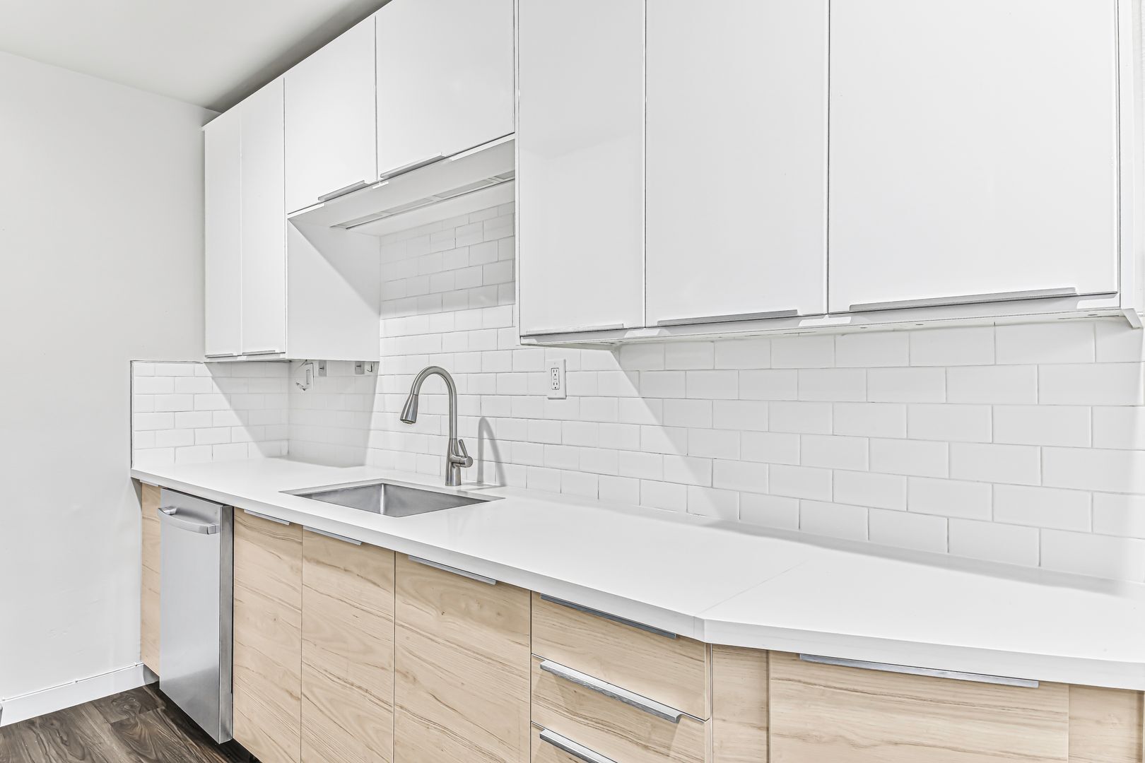 Building Photo - 4308 E 4th St