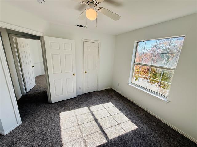 Building Photo - 830 San Jacinto Dr