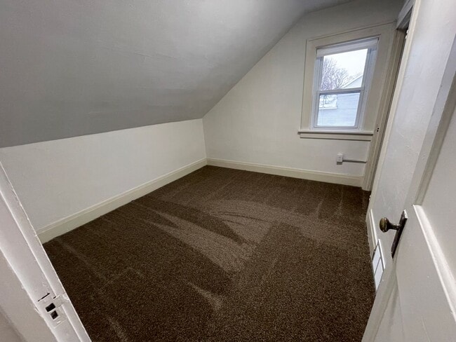 Building Photo - Click the “Apply Now” button or email wapmrentals@gmail.com for a prompt response.