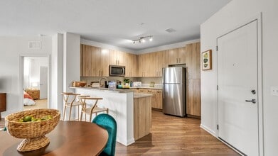 Building Photo - 400 North