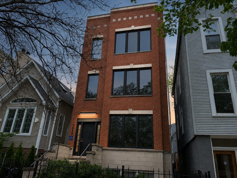 Building Photo - 3029 N Seminary Ave