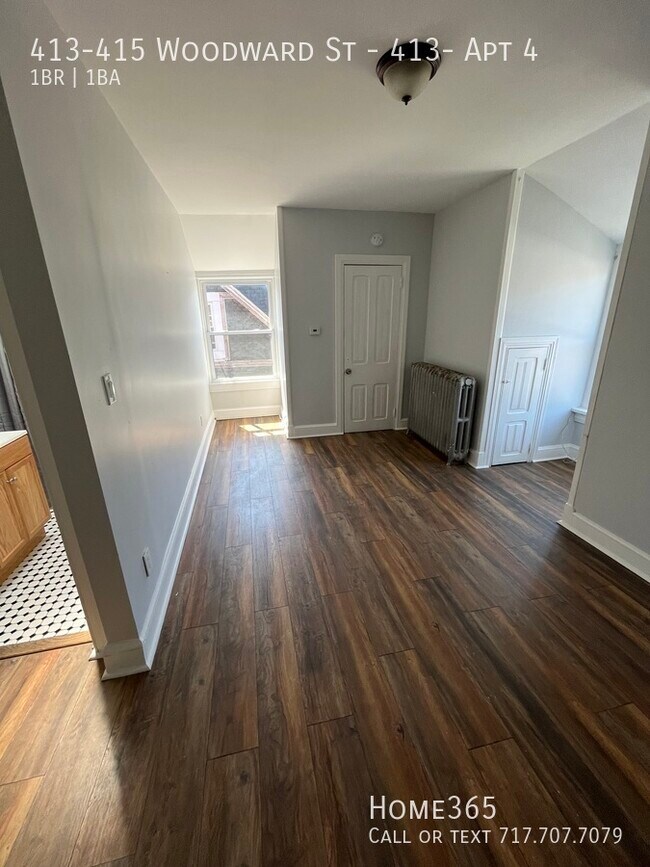 Building Photo - 413-415 Woodward St-413- Apt 4