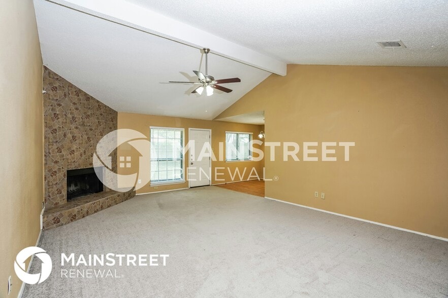 Building Photo - 22511 Leedstown Ln