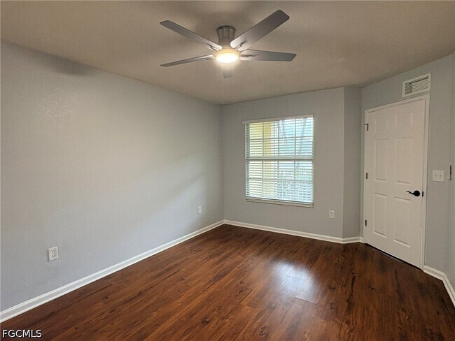Building Photo - 4109 Residence Drive
