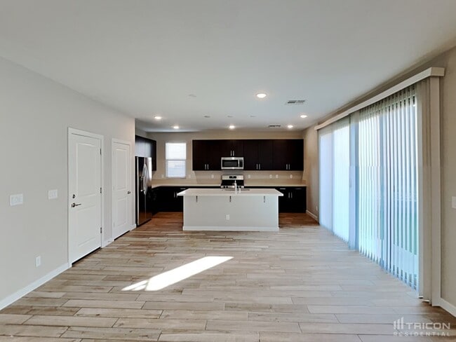 Building Photo - 6852 Whisper Canyon Pl