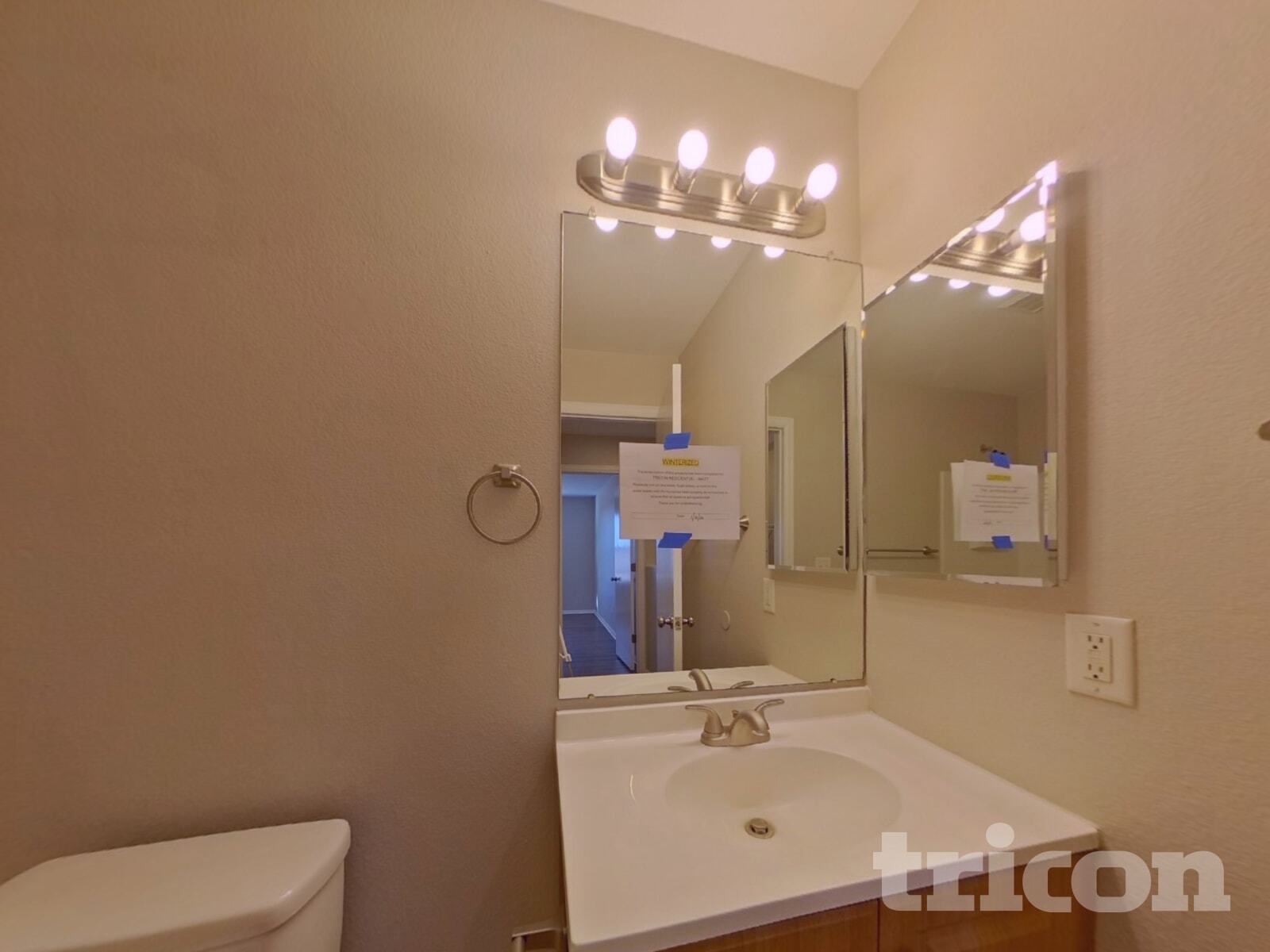 Building Photo - 10115 Hudson St