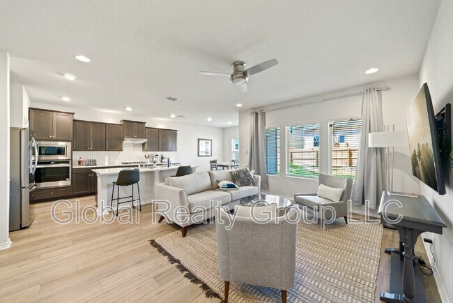 Building Photo - 6735 Shiraz Wy