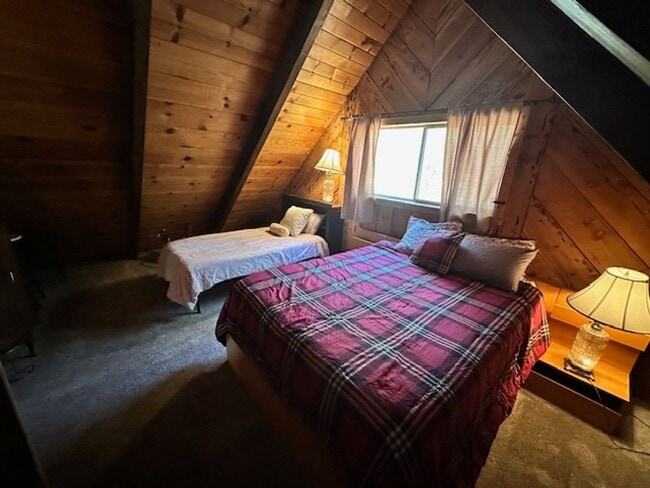 Building Photo - Cozy Cottage located Near Heavenly Ski Area! Avail. for a 3-6 month Seasonal lease or a long term...