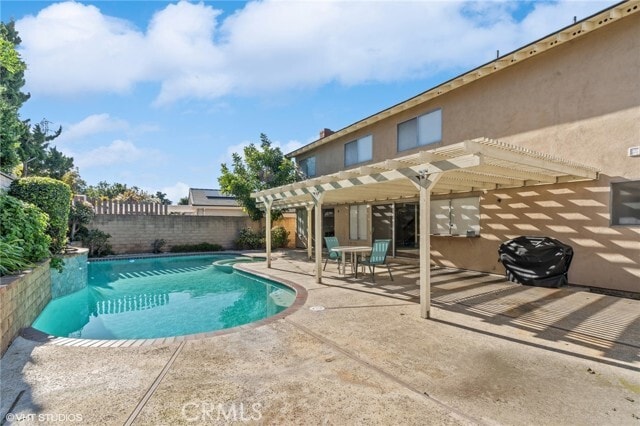 Building Photo - 17552 Wayne Ave