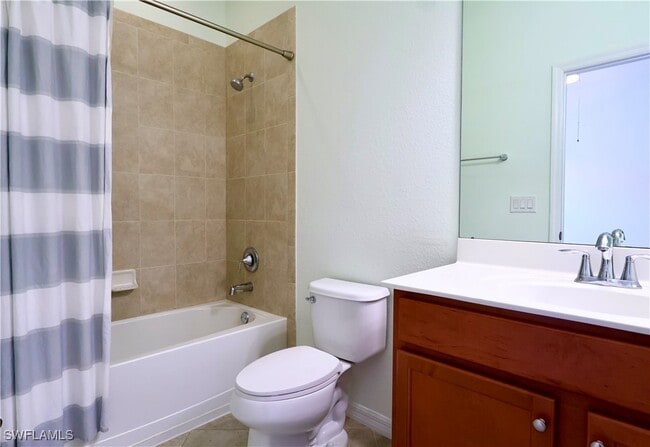 Building Photo - 2338 Heydon Cir E