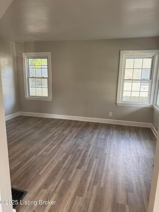 Building Photo - 104 N 45th St