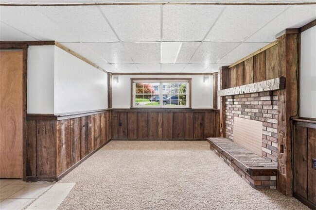 Building Photo - 108 Whitney Dr