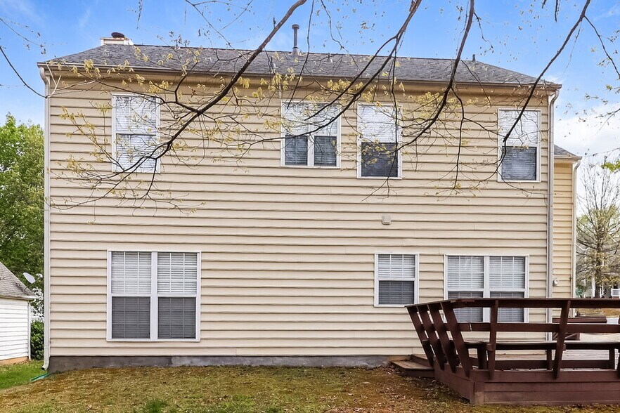 Building Photo - 8703 Bodkin Ct