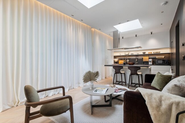 Building Photo - 2783 Filbert St