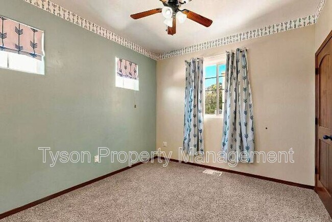 Building Photo - 1205 Don Francisco Pl NW