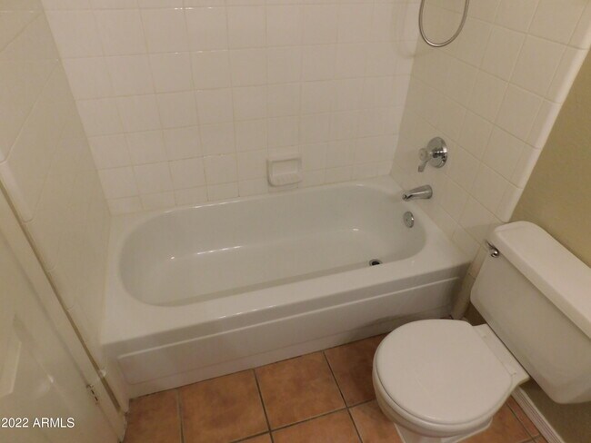 Building Photo - 5950 N 78th St