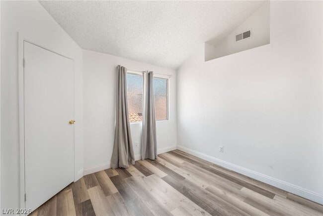 Building Photo - 2655 Par 4 Ln