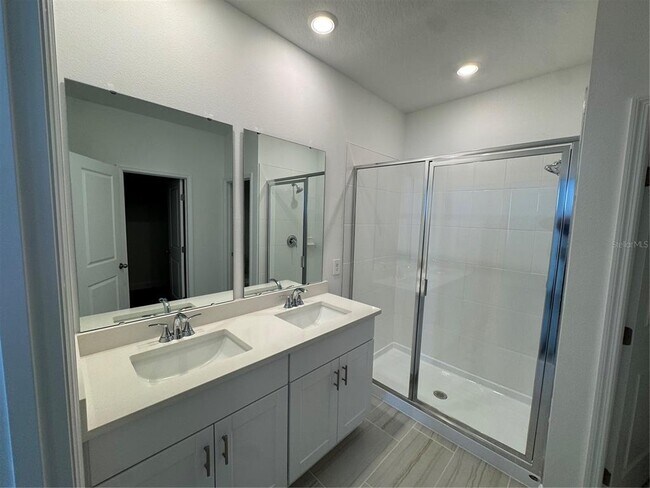 Building Photo - 1832 Archer Dr