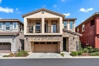 Building Photo - Great location close to Kaiser Roseville