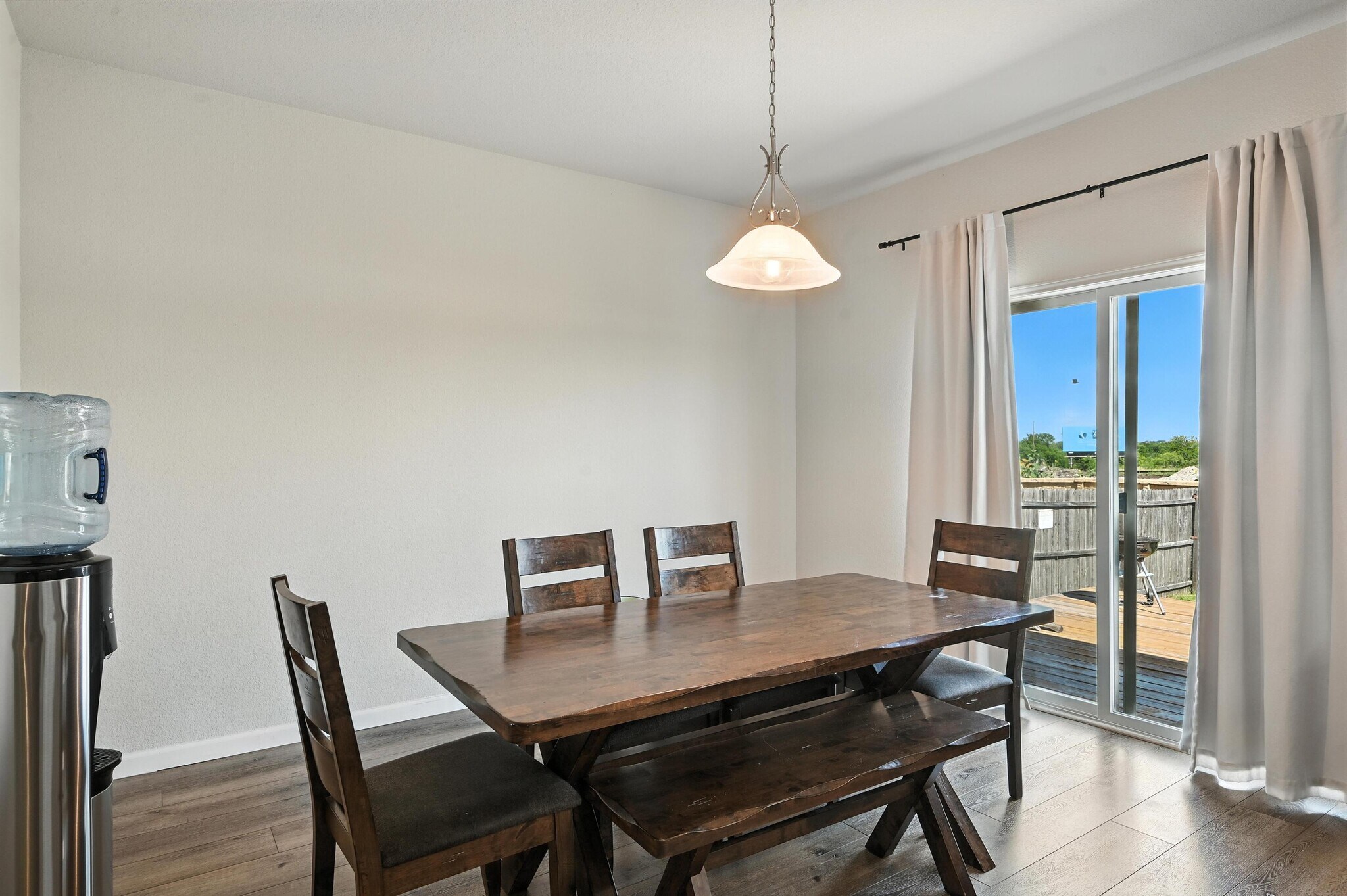 Building Photo - 10525 Wild Meadow Way