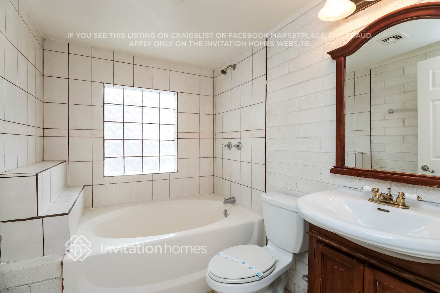 Building Photo - 525 W 6th Dr